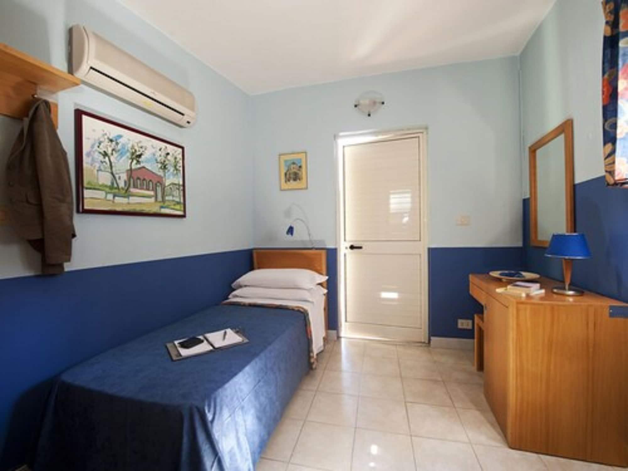 Villaggio Albergo Internazionale La Plaja Catania Camera foto